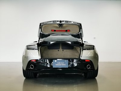 2026 Aston Martin DB12 缩略图 30