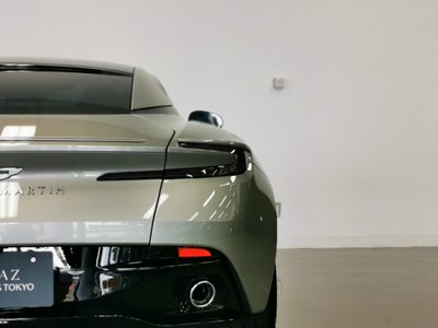 2026 Aston Martin DB12 缩略图 36