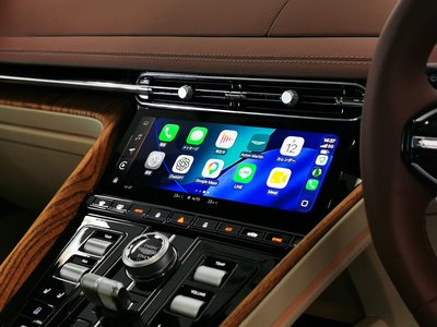 2026 Aston Martin DB12 — фото 14