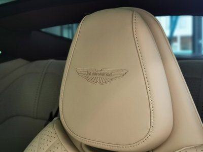 2026 Aston Martin DB12 缩略图 21