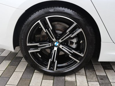 2025 BMW 3 SERIES thumbnail 18
