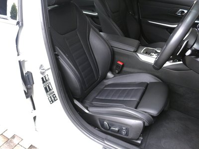 2025 BMW 3 SERIES thumbnail 20