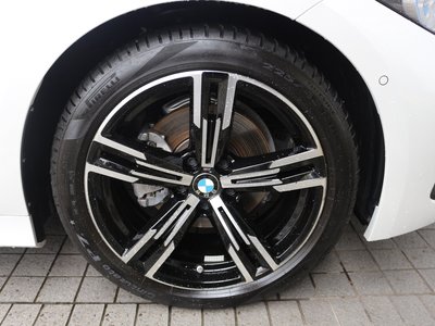 2025 BMW 3 SERIES thumbnail 19