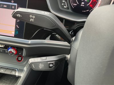 2021 AUDI RS Q3 照片 32