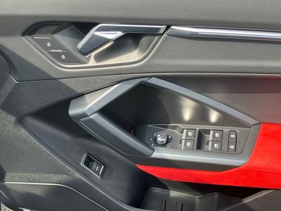 2021 AUDI RS Q3 照片 36