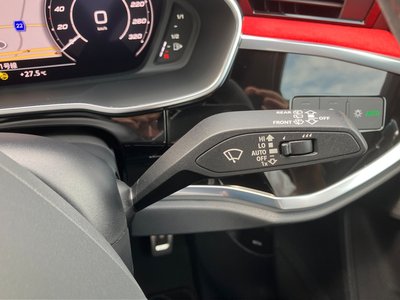 2021 AUDI RS Q3 照片 33