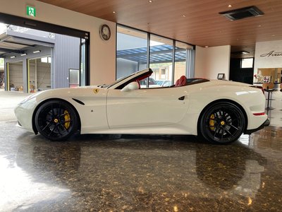2015 Ferrari CALIFORNIA T — фото 5