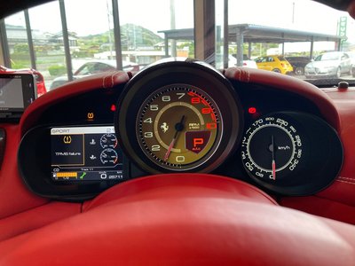 2015 Ferrari CALIFORNIA T 照片 30