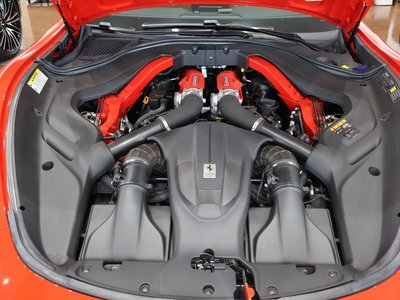 2021 Ferrari ROMA — миниатюра 20