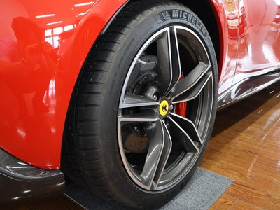 2021 Ferrari ROMA — миниатюра 23