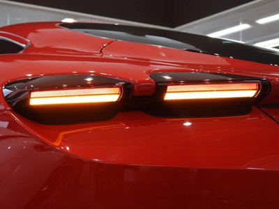 2021 Ferrari ROMA — миниатюра 31