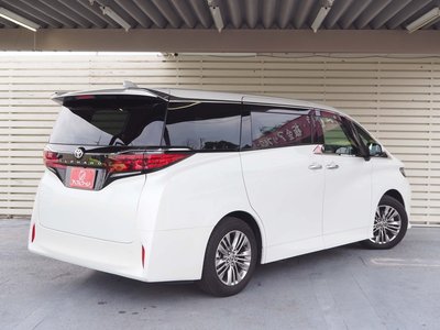 صورة 2 لـ 2025 Toyota ALPHARD