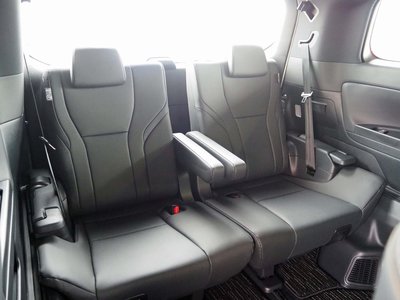 صورة 51 لـ 2025 Toyota ALPHARD