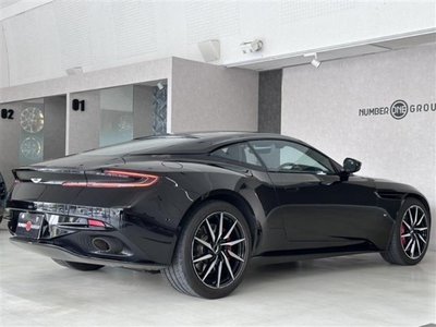 2017 Aston Martin DB11 — фото 42