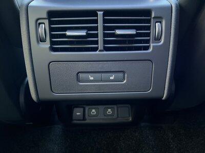 2025 LAND Rover DISCOVERY thumbnail 73