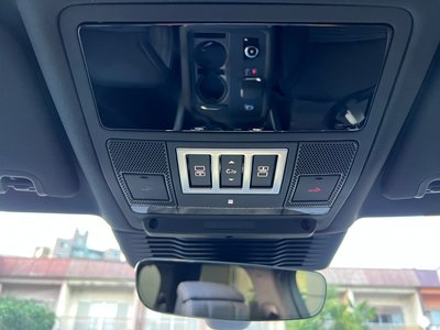 2025 LAND Rover DISCOVERY thumbnail 83