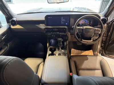 2026 Toyota LAND CRUISER 250 照片 32
