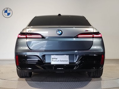 2025 BMW I7 photo 9