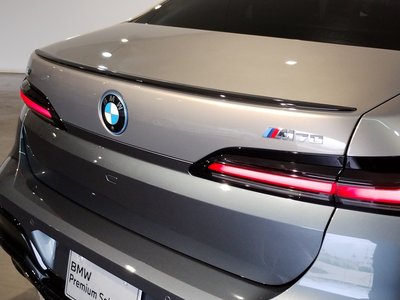 2025 BMW I7 thumbnail 45
