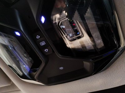 2025 BMW I7 thumbnail 76