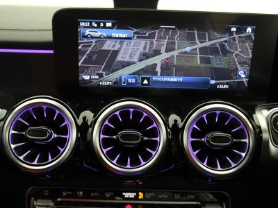 2025 Mercedes-BENZ GLB photo 11