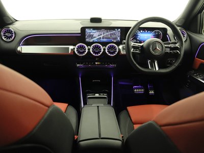 2025 Mercedes-BENZ GLB photo 6