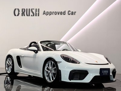 2022 Porsche 718 SPYDER photo 1