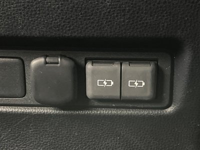 صورة 46 لـ 2025 Toyota LAND CRUISER 250
