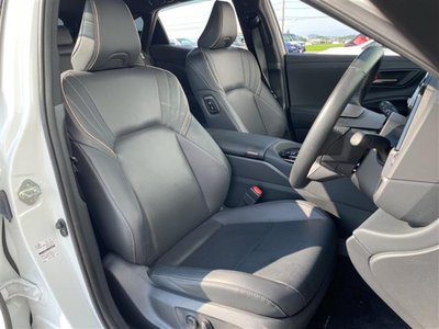 2025 Toyota CROWN SPORT 照片 26