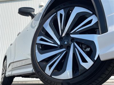 2025 Toyota CROWN SPORT 照片 34