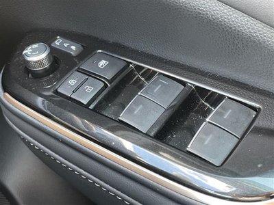 2025 Toyota CROWN SPORT 照片 24