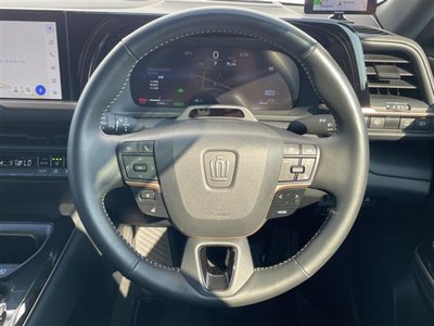 2025 Toyota CROWN SPORT 照片 8