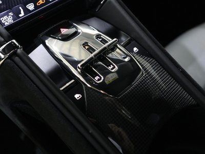 صورة 42 لـ 2021 Ferrari ROMA
