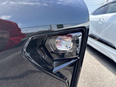 2025 Toyota CROWN ESTATE thumbnail 21