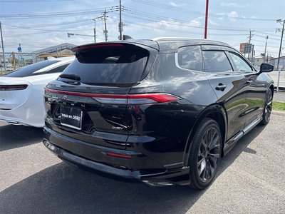 2025 Toyota CROWN ESTATE photo 5