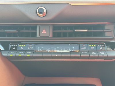 2025 Toyota CROWN ESTATE thumbnail 52