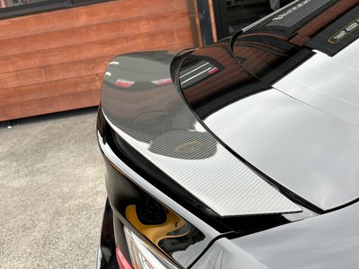 2015 Lexus RC F photo 15