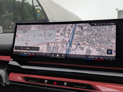 2025 BMW 5 SERIES TOURING photo 15
