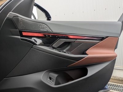 2025 BMW 5 SERIES TOURING thumbnail 36