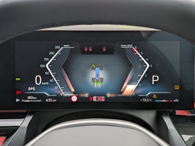 2025 BMW 5 SERIES TOURING thumbnail 32