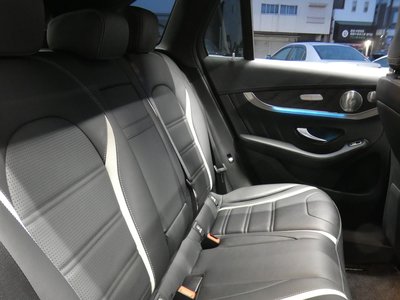 صورة 34 لـ 2018 Mercedes-BENZ GLC AMG