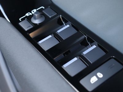 2026 LAND Rover RANGE ROVER VELAR thumbnail 43
