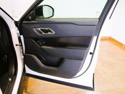 صورة مصغرة 16 لـ 2026 LAND Rover RANGE ROVER VELAR
