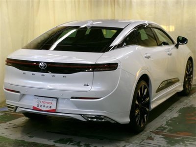 2022 Toyota CROWN CROSSOVER — фото 2