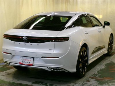 2022 Toyota CROWN CROSSOVER — фото 3