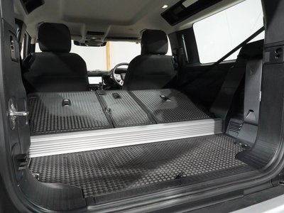 صورة مصغرة 30 لـ 2023 LAND Rover DEFENDER