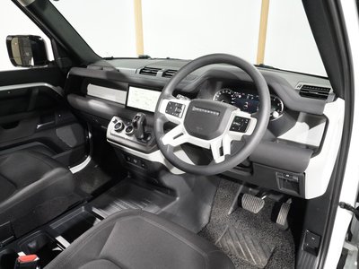 صورة مصغرة 9 لـ 2023 LAND Rover DEFENDER