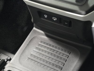 صورة مصغرة 23 لـ 2023 LAND Rover DEFENDER