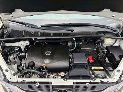صورة 12 لـ 2017 Toyota SIENA