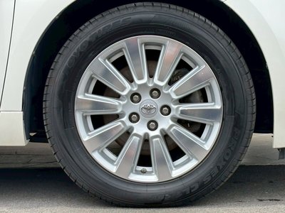 صورة 15 لـ 2017 Toyota SIENA